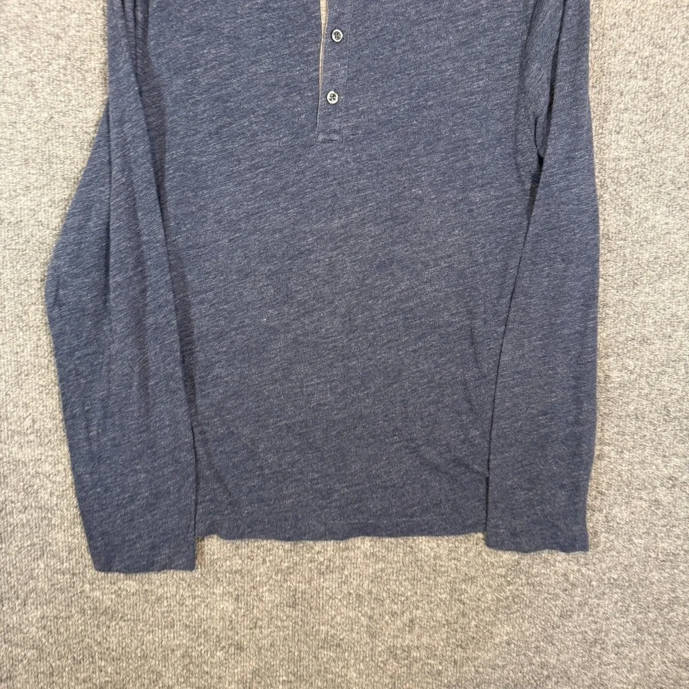 Banana Republic Shirt Mens Medium Blue Long Sleeve‎ Henley Moisture Wicking